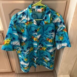 Islander Men’s Hawaiian Shirt Size L